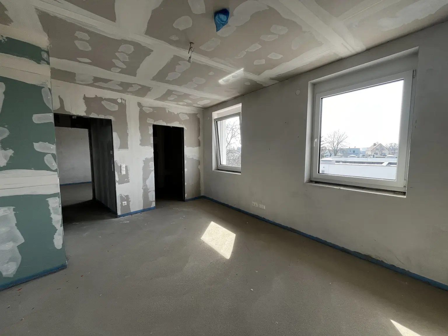 Zimmer1_mitSchrankraum