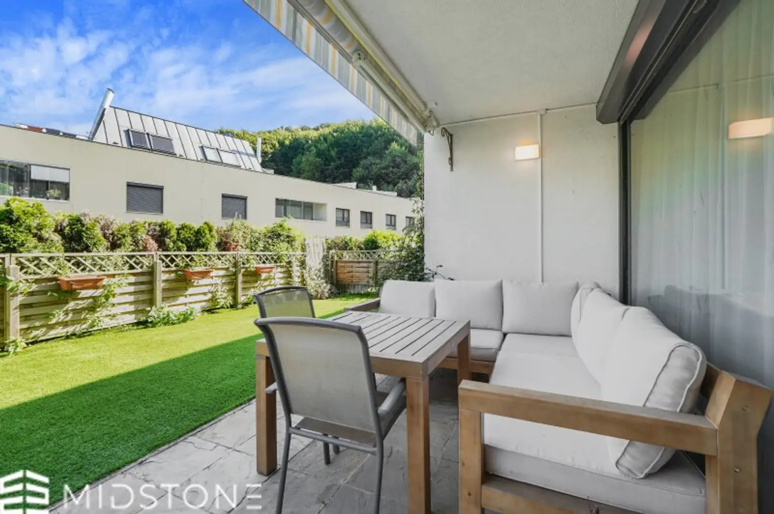 *Sonnige Gartenwohnung in ruhiger Lage* Komfortables Wohnen mit Terrasse und Garage