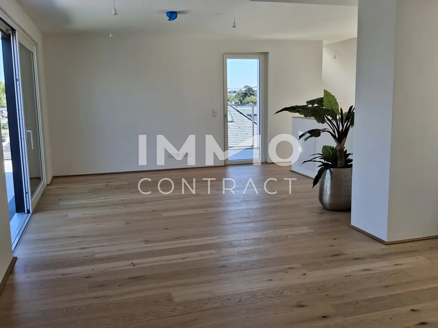 Luxus & Ruhe vereint – 5-Zimmer-DG-Wohnung mit Weitblick. ERSTBEZUG!