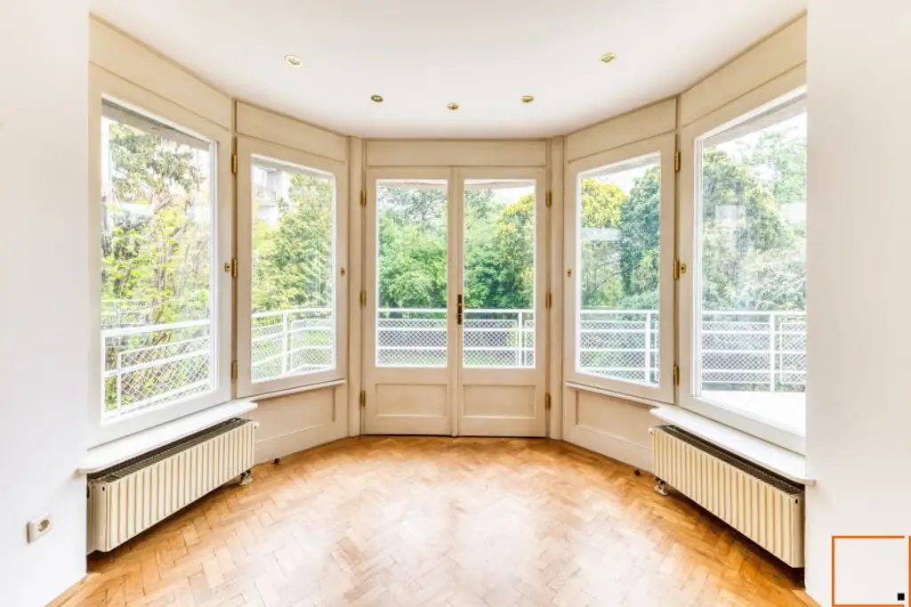 Bauhausvilla in zentraler Grinzinger Bestlage