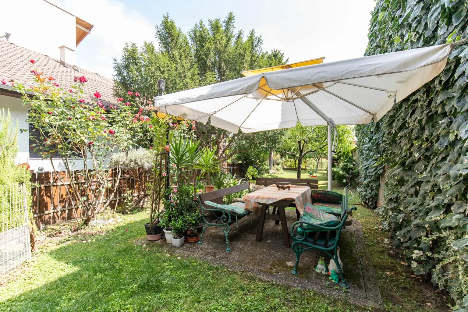 Platz für Ideen, Raum für Träume- Haus mit 2 Wohneinheiten und mit großem Garten in Gols