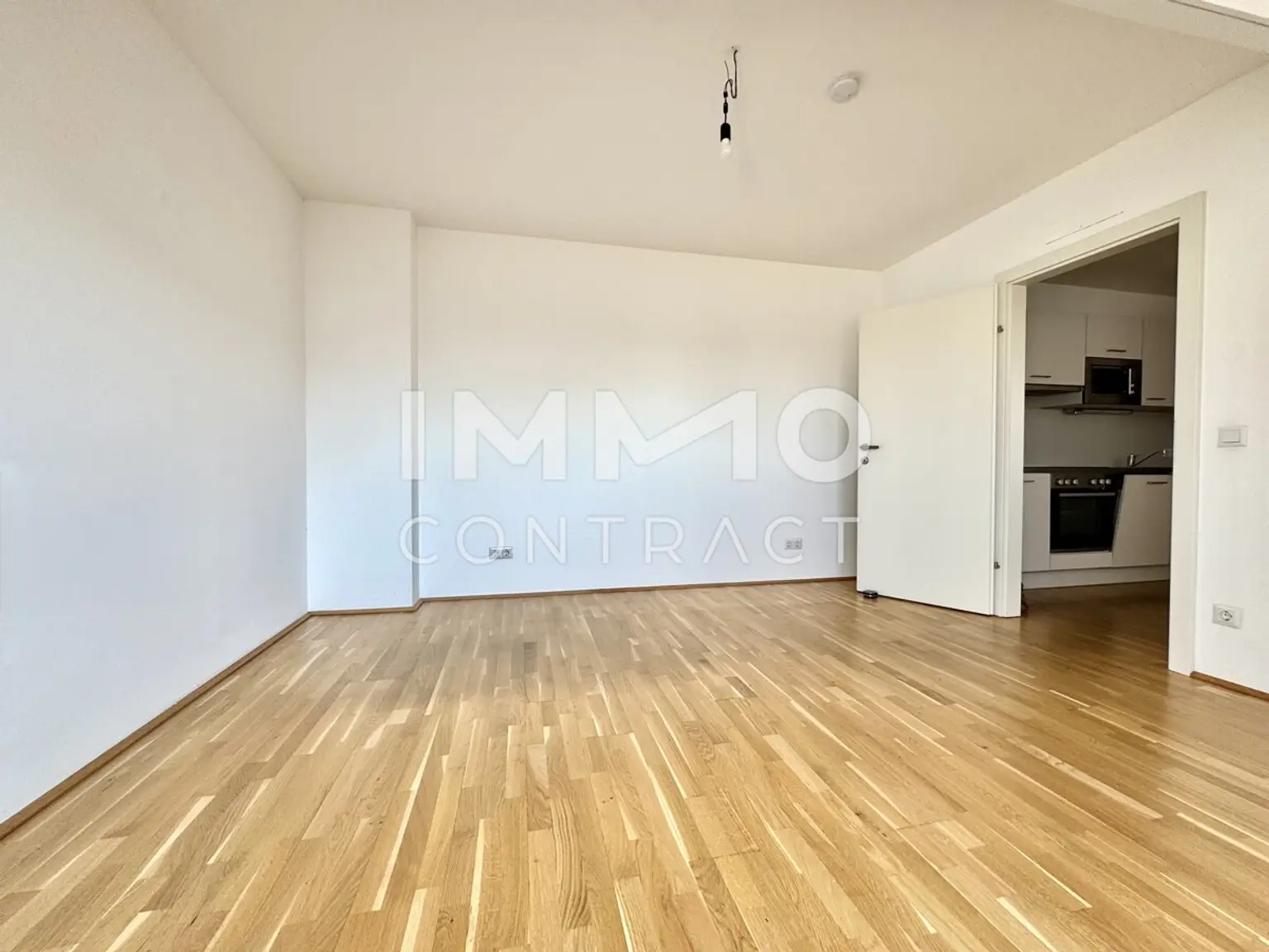 Sonnige 2-Zimmer-Dachgeschosswohnung mit riesiger Terrasse und perfekter Raumausnutzung