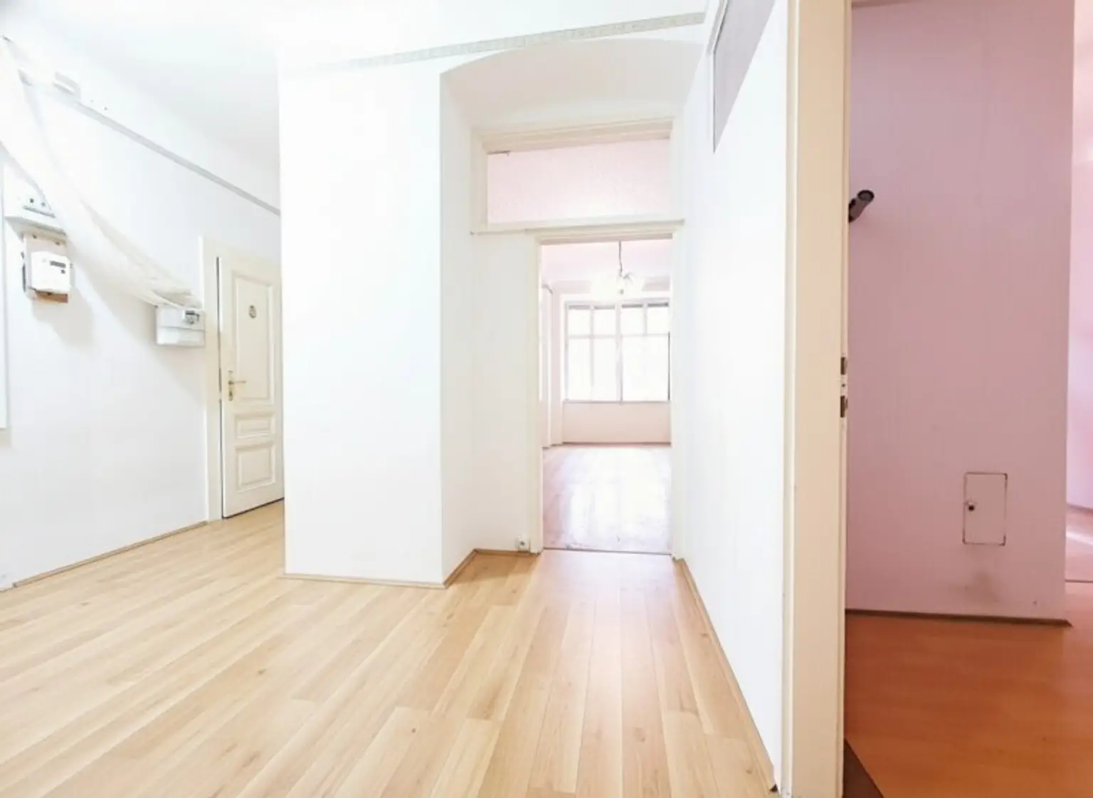 ++NEW++  ALTBAU-CHARME & flexibler Grundriss!  Luxury Ausführung in begehrter Lage des 18. Bezirks! Ebner-Eschenbach-Park