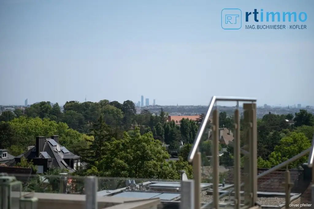 LEBENSGEFÜHL PUR - DACHGESCHOSSWOHNUNG MIT GROSSZÜGIGEN TERRASSEN IM GRÜNEN UND 2 GARAGENSTELLPLÄTZEN