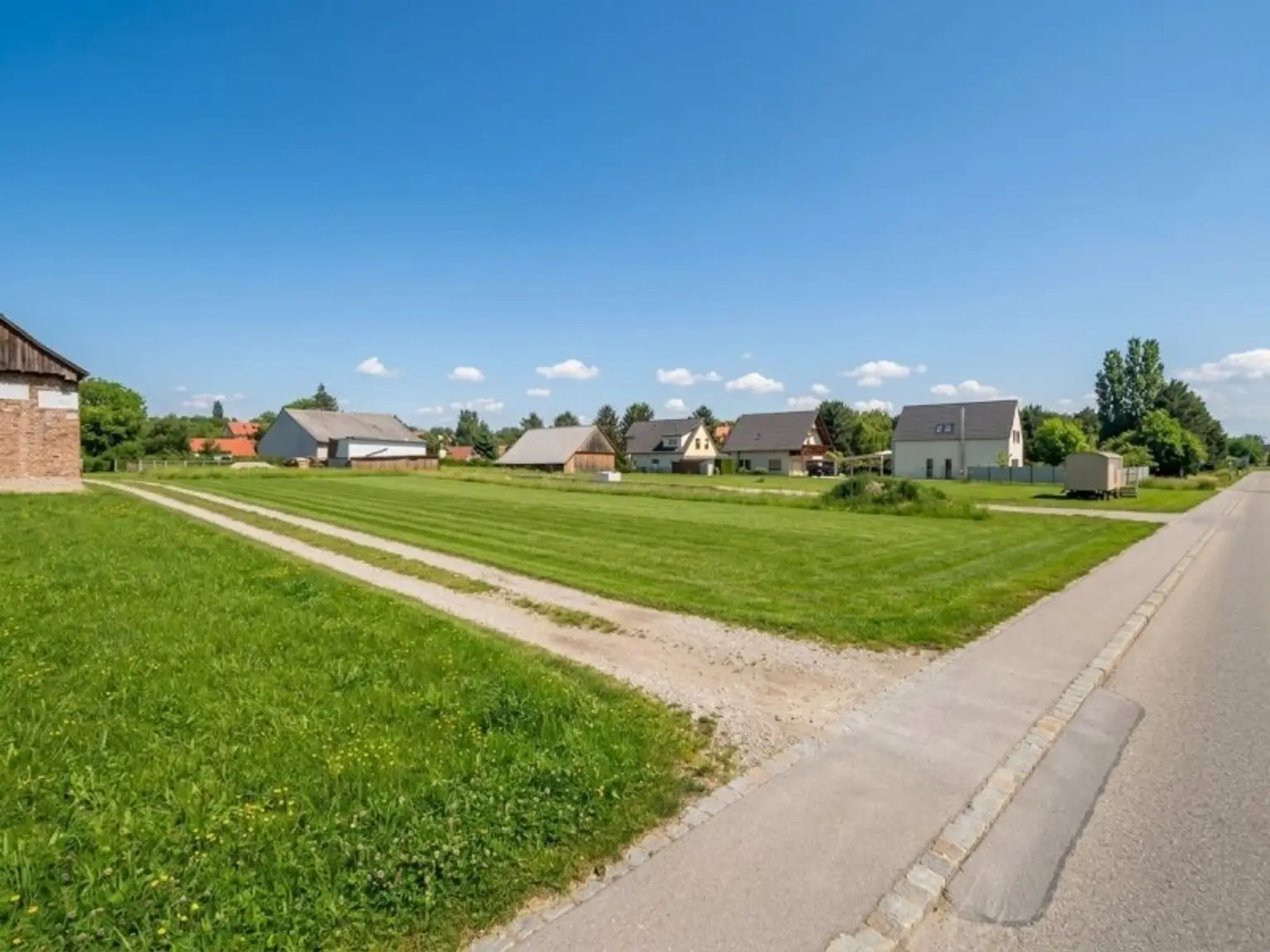 Blick zum Grundstück