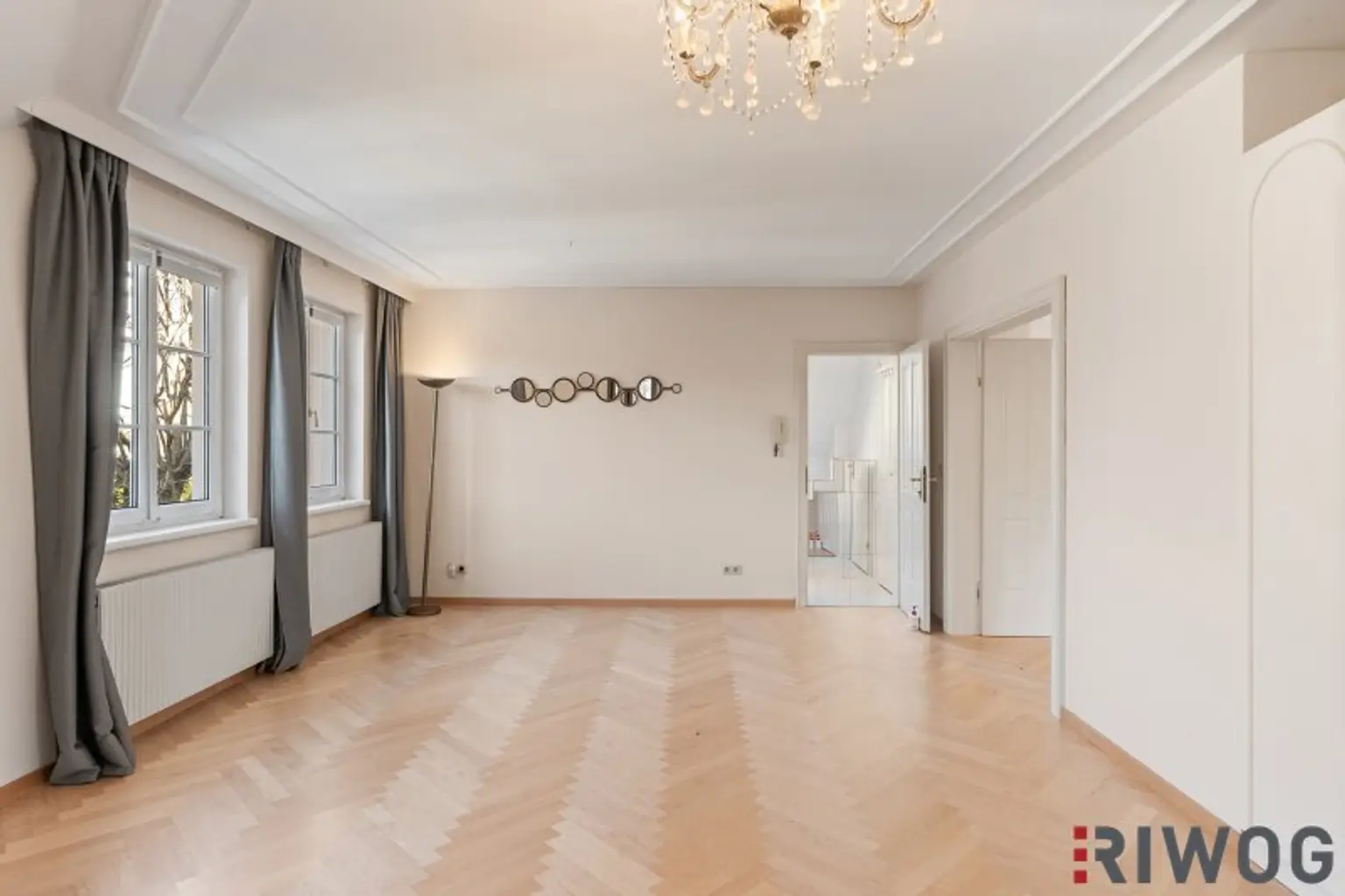 Private Estate Villa mit Fernblick | Privatwald | Virtual Tour | 4.200m2 Garten |  25 min. in den 1. Bezirk | Pool & Sauna