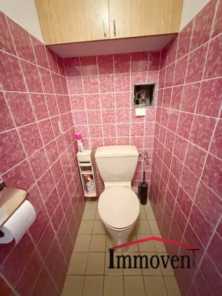 Helle 3-Zimmerwohnung mit Loggia und Parkplatz!