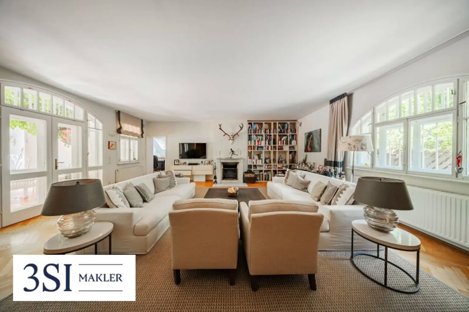 Exklusive Liegenschaft mit zwei Villen und großem Privatpark in Mödling