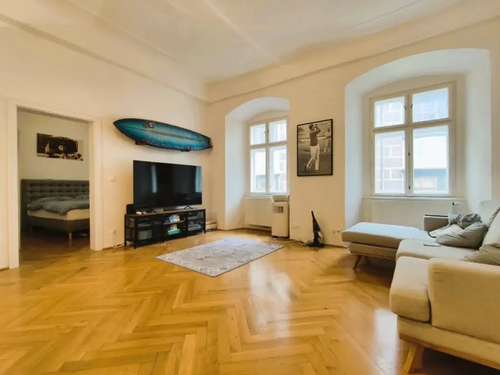 Erleben Sie Kremser Altstadt hautnah - Stilvolle 2-Zimmer-Wohnung mit Altbaucharme in Toplage - Unbefristet anmieten