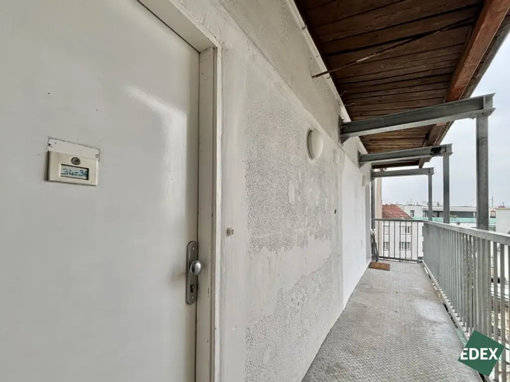 Sanierungsbedürftige 2-Zimmer-Altbauwohnung in guter Lage in Meidling