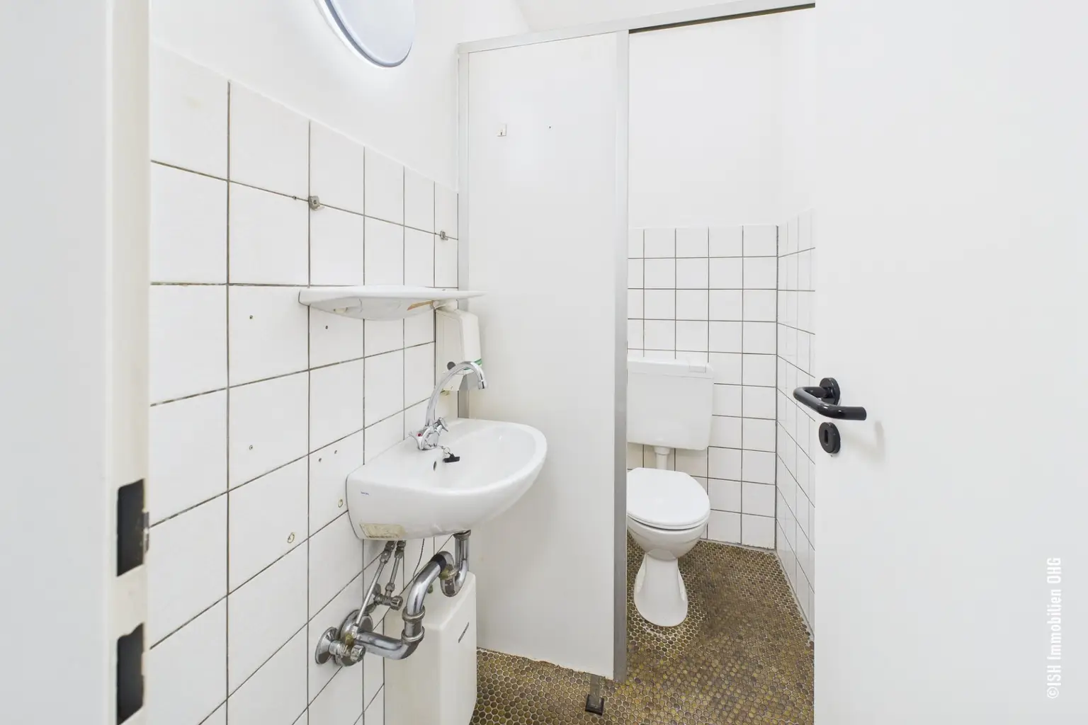 Toilette Empfangsbereich OG