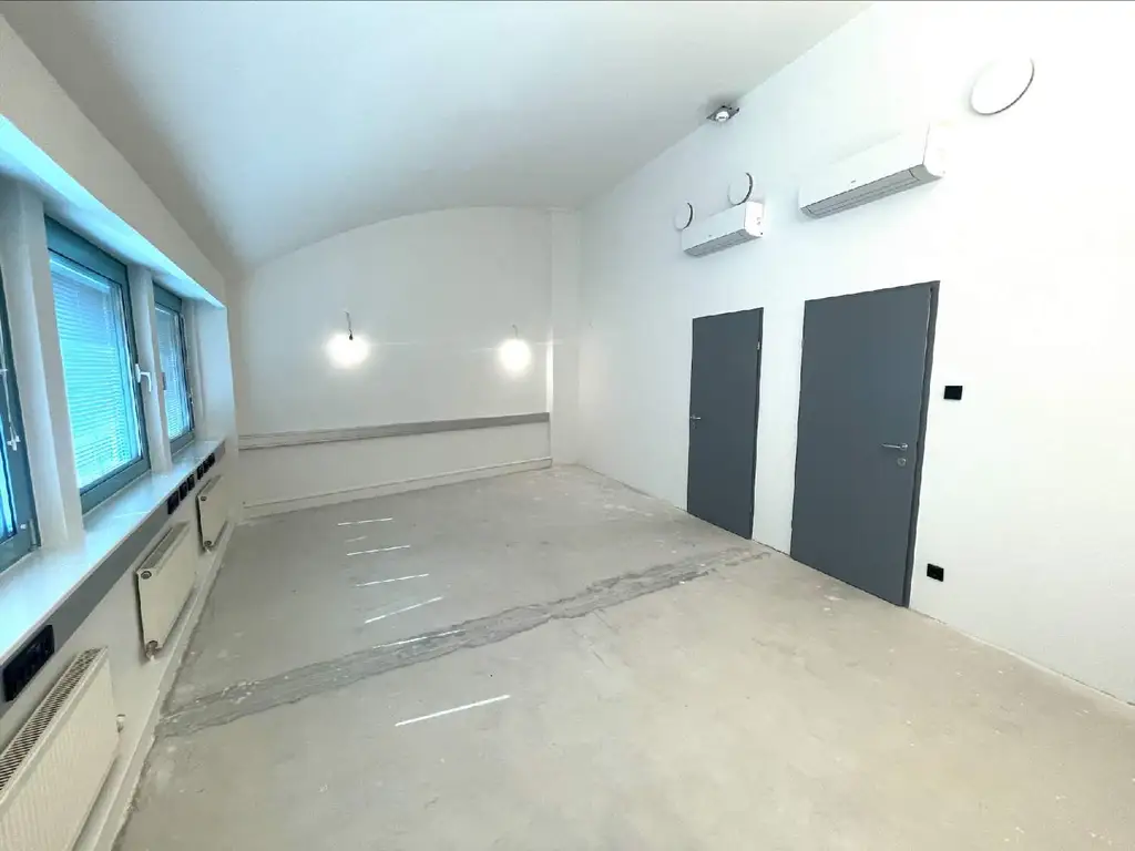 Repräsentatives Büro in zentraler Lage  mit Terrasse zu mieten