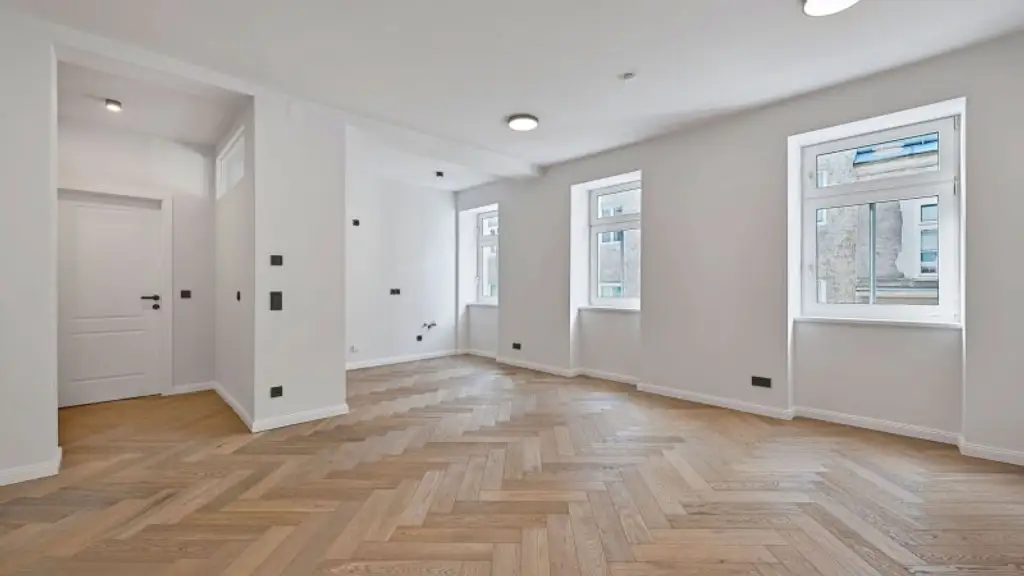 Krongasse! 3-Zimmer Altbau-Erstbezug in liebevoll saniertem Altbauhaus - Top13