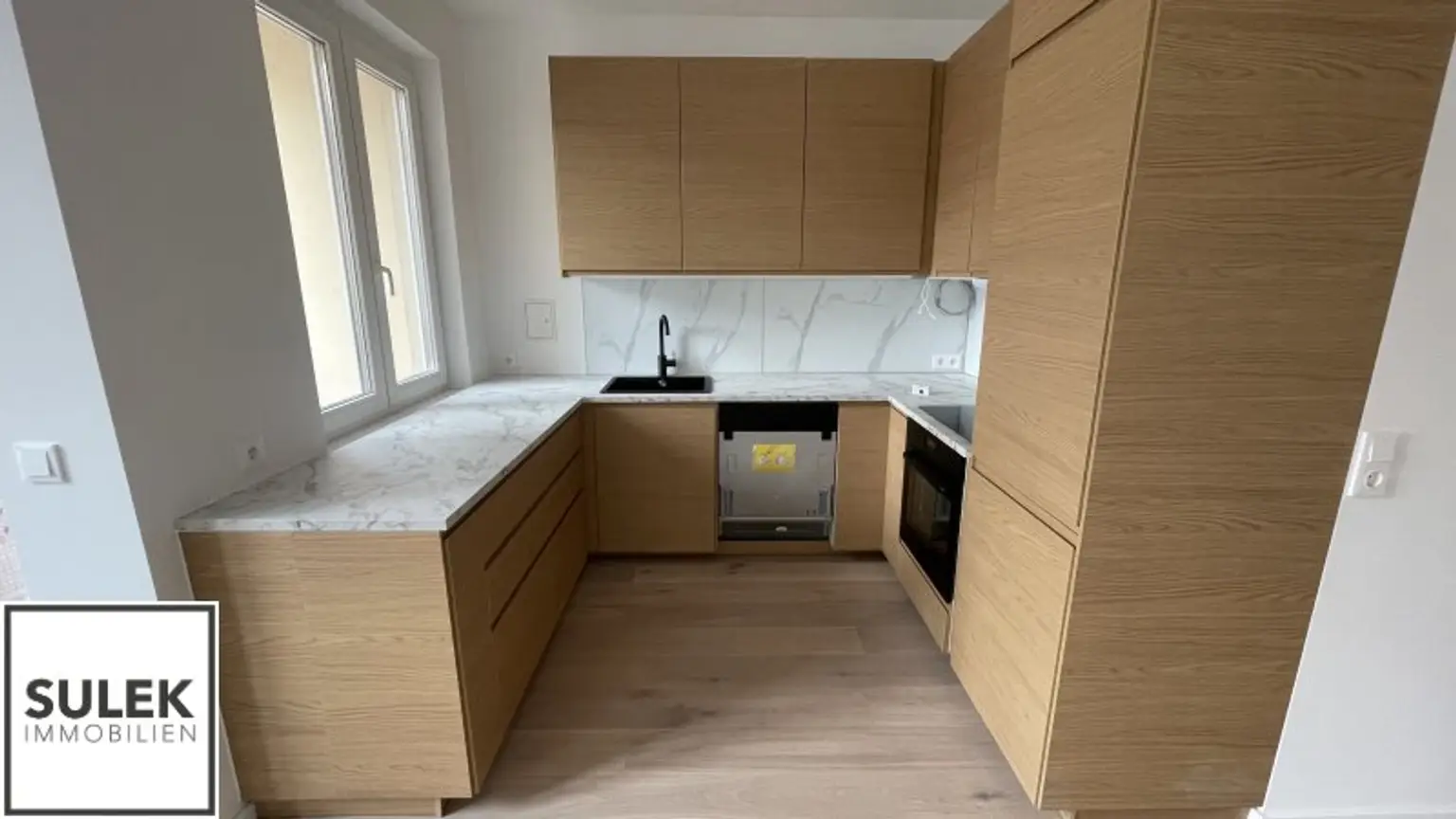 Erstbezug nach Generalsanierung in der Taborstraße 63 - perfekt angebunden: 3 Zimmer inkl. Wohnküche + Balkon