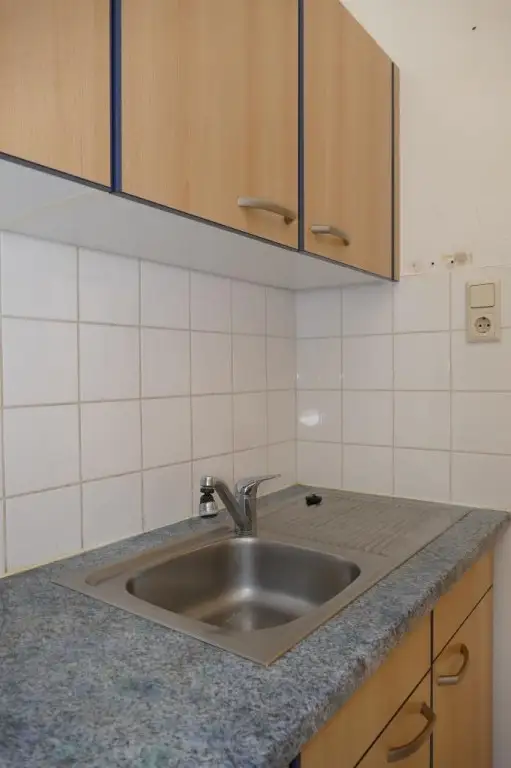 Zentral begehbar, charmante Ideal-Single-Student- Mietwohnung.