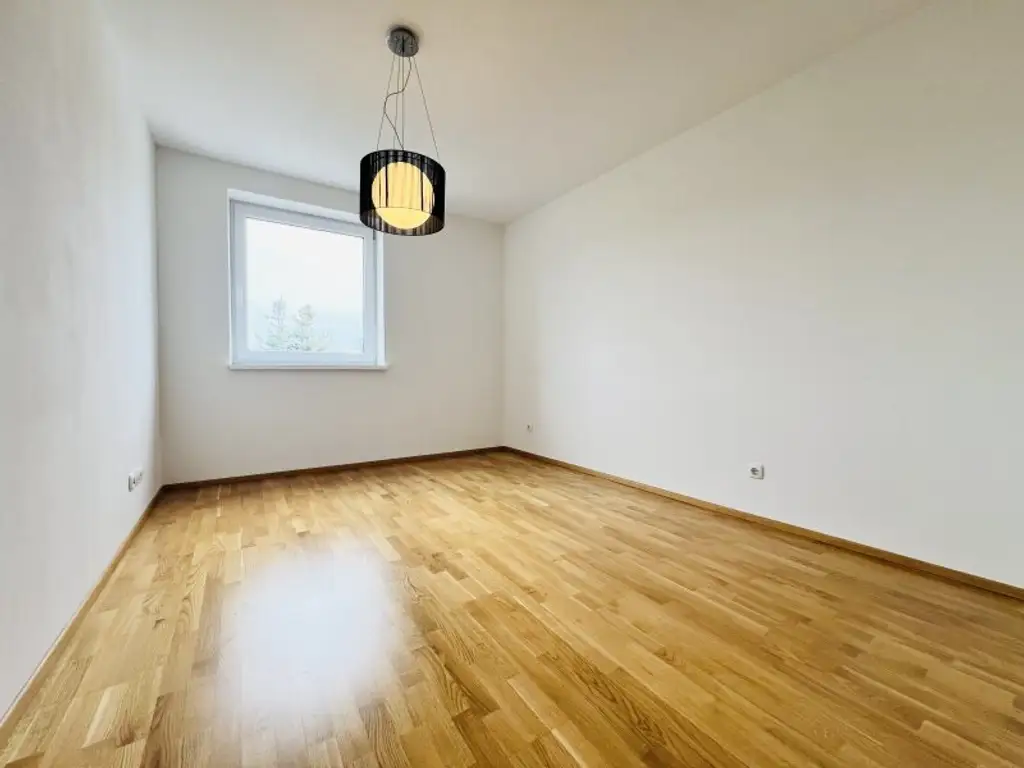 Wunderschöne 3 Zimmer Wohnung mit Balkon - Baujahr 2021 TOP 26 in den Innenhof gerichtet - PREIS Inkl. Heizung
