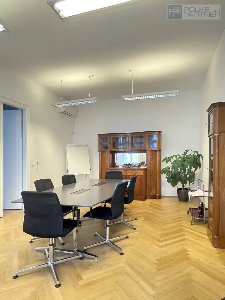 EINE ERSTKLASSIGE ADRESSE FÜR IHR UNTERNEHMEN