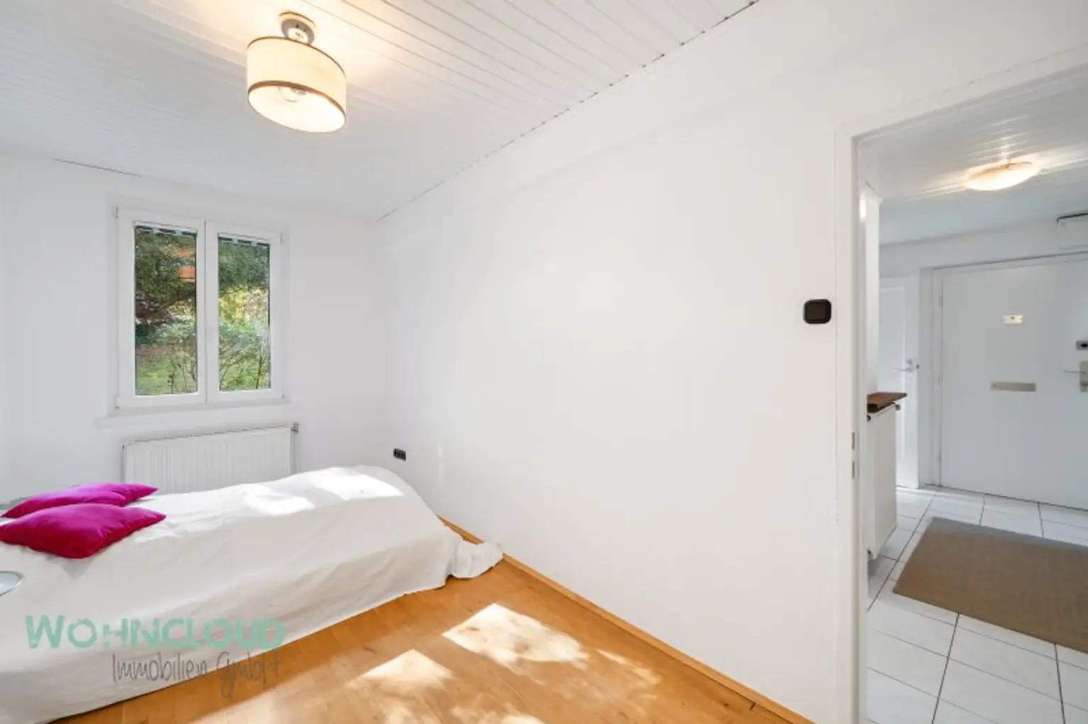 ZUHAUSE AUF DEN ERSTEN BLICK
