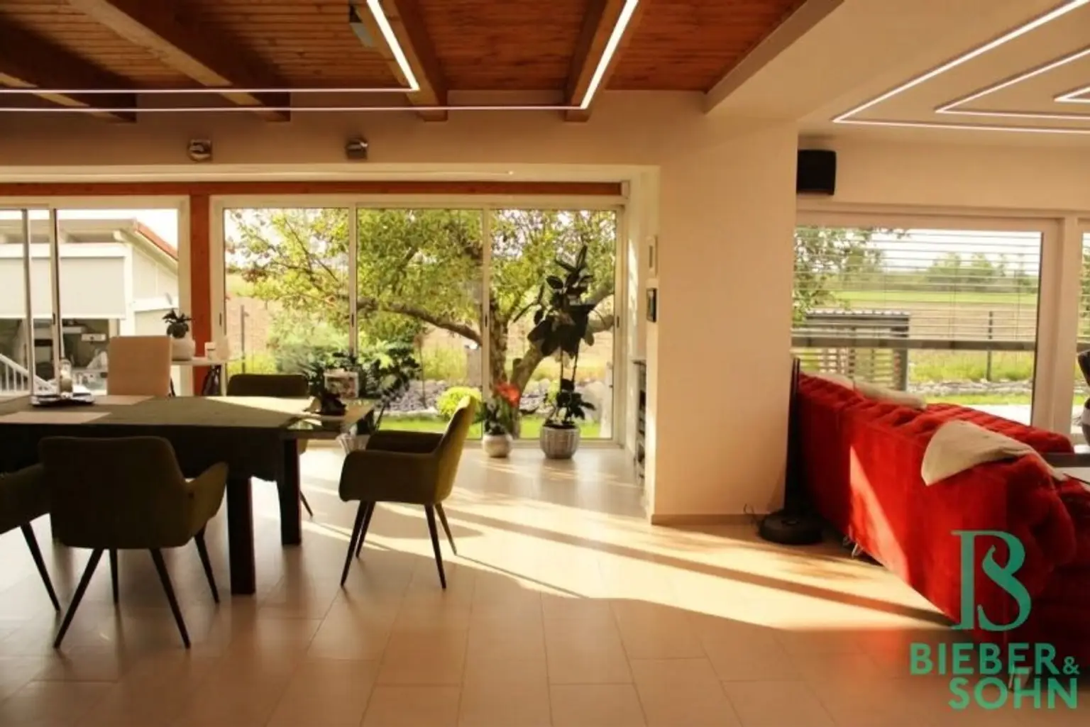 Wohnbereich - Ausgang Gartenterrasse