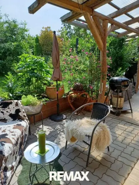 überdachte Terrasse Sommer (1)