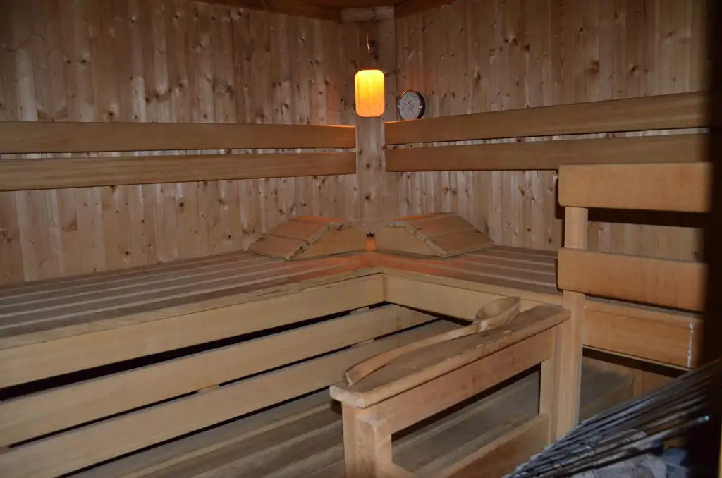 Ski-in/Ski-out trifft Alpencharme