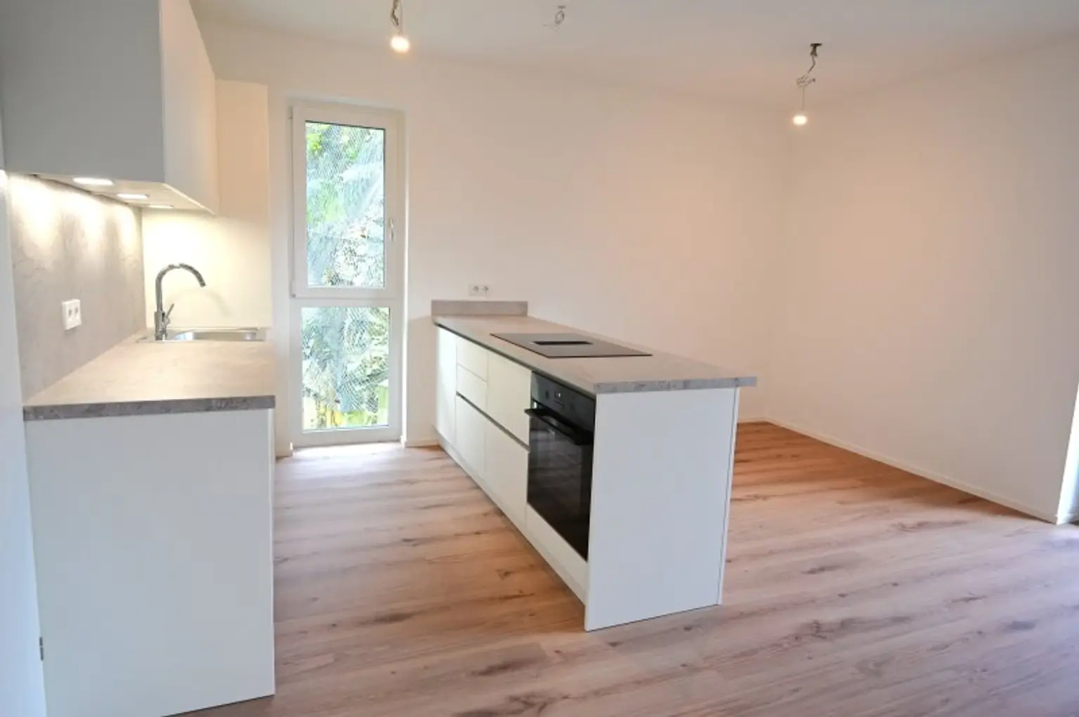 Licht. Luft. Lebensqualität – 4-Zimmer-Wohnung mit zwei Balkonen in Altenberg