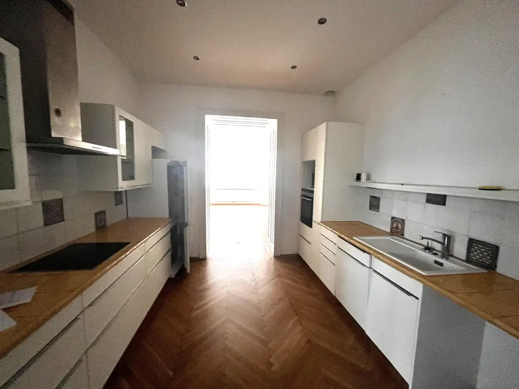 Altbau Wohnung mit Flair