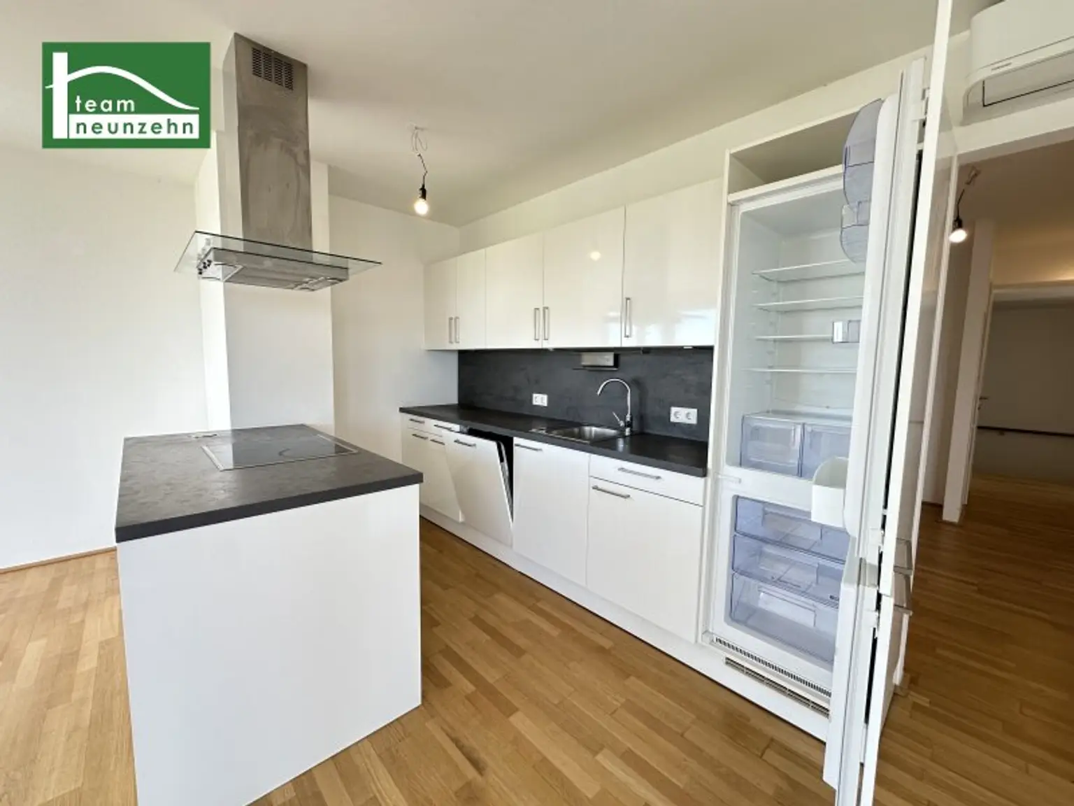 Kolo 35 - Dachgeschosswohnung mit 2 Terrassen nahe SCN, Denglerpark und Prager Straße! - Ab sofort!