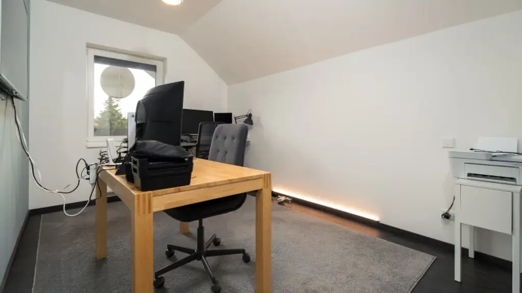 Neuwertiges Haus in Ruhelage! *Smarthome *Hochwertig ausgestattet *TOP Lage