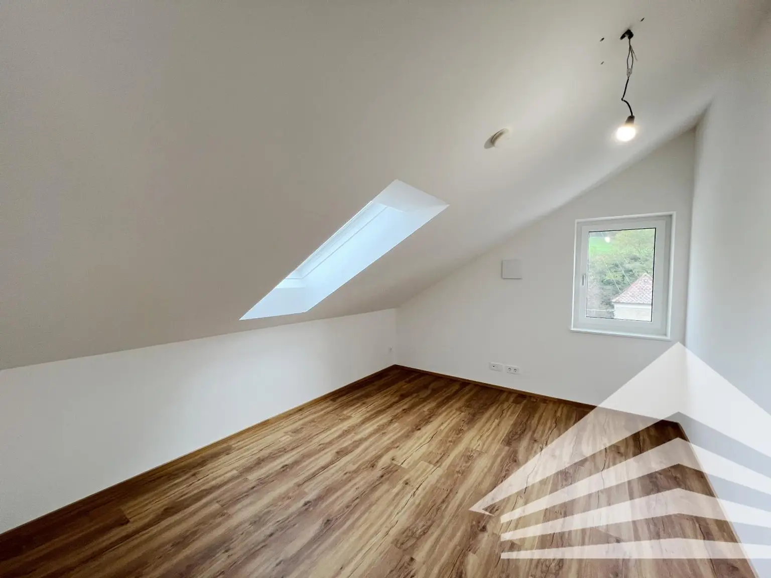 Außergewöhnliches 4-Zimmer Penthouse mit großem Balkon in Puchenau!