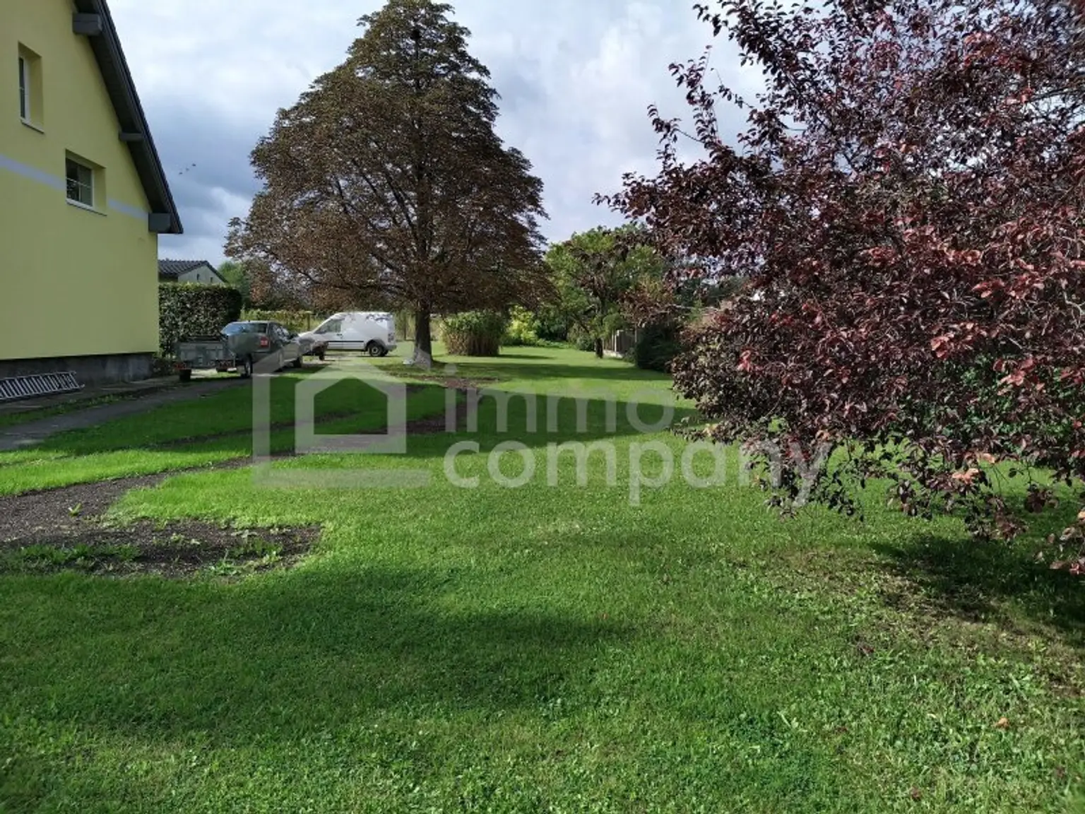 Modernisiertes Einfamilienhaus zum Fertigstellen: Ihr Traumhaus mit riesigem Garten in wunderschöner Lage!