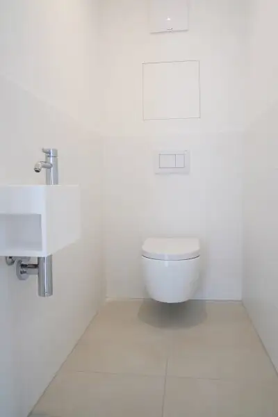 Erstbezug Open Space Büro & 2-Zimmer-Wohnung mit separatem Zugang