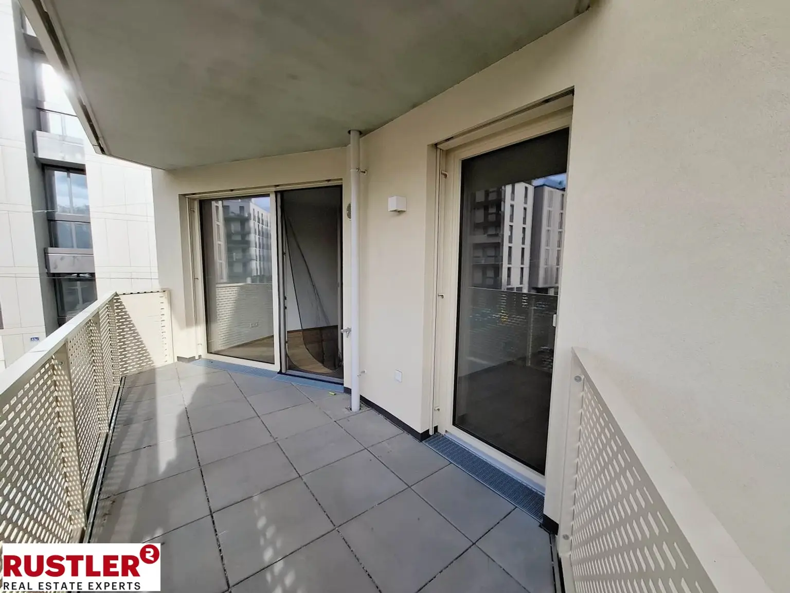 20251111_132328-VSCO