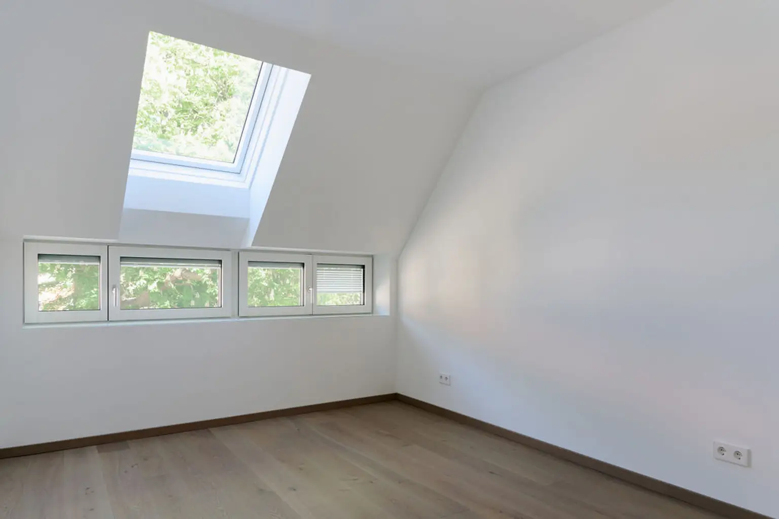 ZUR SCHÖNEN AGNES – Erstbezug: 3-Zimmer-Dachgeschoss-Maisonette mit Dachterrasse und Balkon in Sievering // PROVISIONSFREI