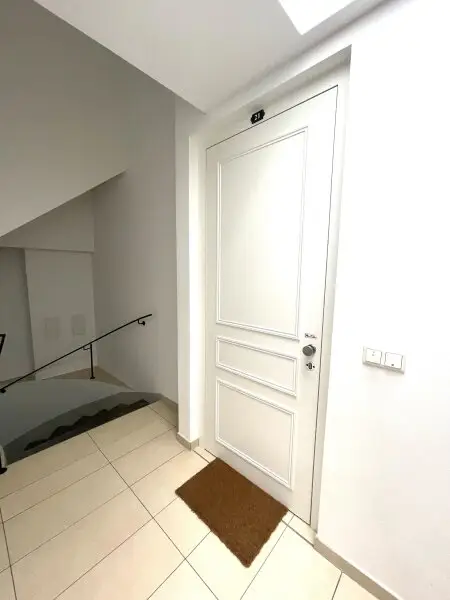 Sonnige 3,5-Zimmer Dachgeschoßwohnung mit Terrasse zu kaufen