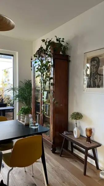 Stylische möblierte Wohnung mit Terrasse in einem sanierten Altbau (2022) nahe U4/U6 Längenfeldgasse