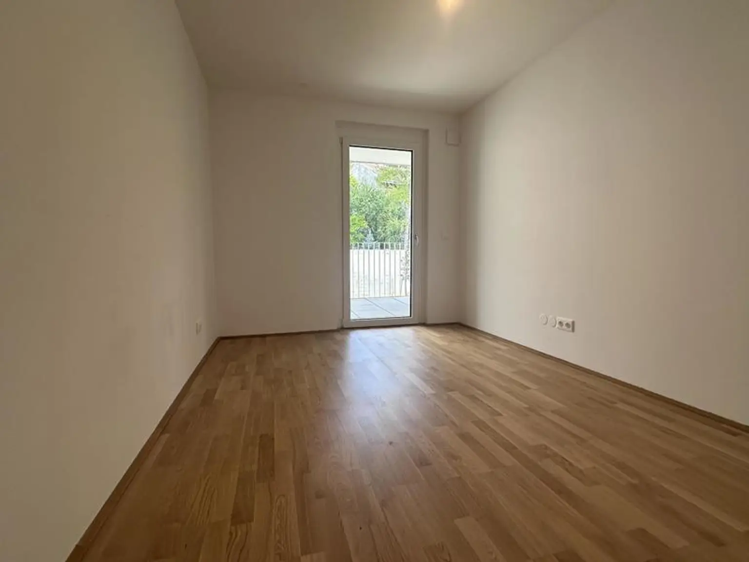 2 ZIMMER MIETWOHNUNGEN HOFSEITIG BEIM CASINOPARK