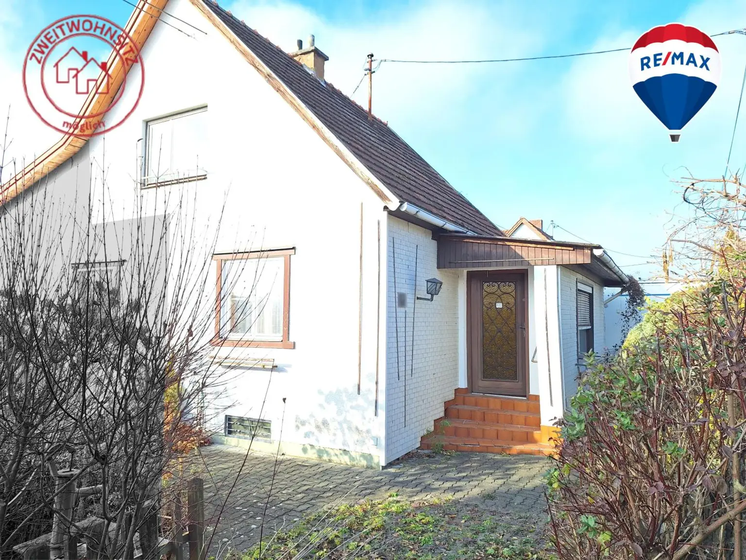 Haushälfte mit Garten