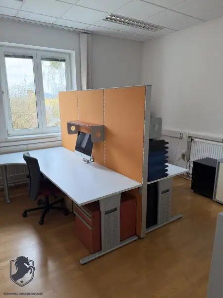 Bürogebäude nahe Haubiversum – Arbeiten mit Ötscherblick