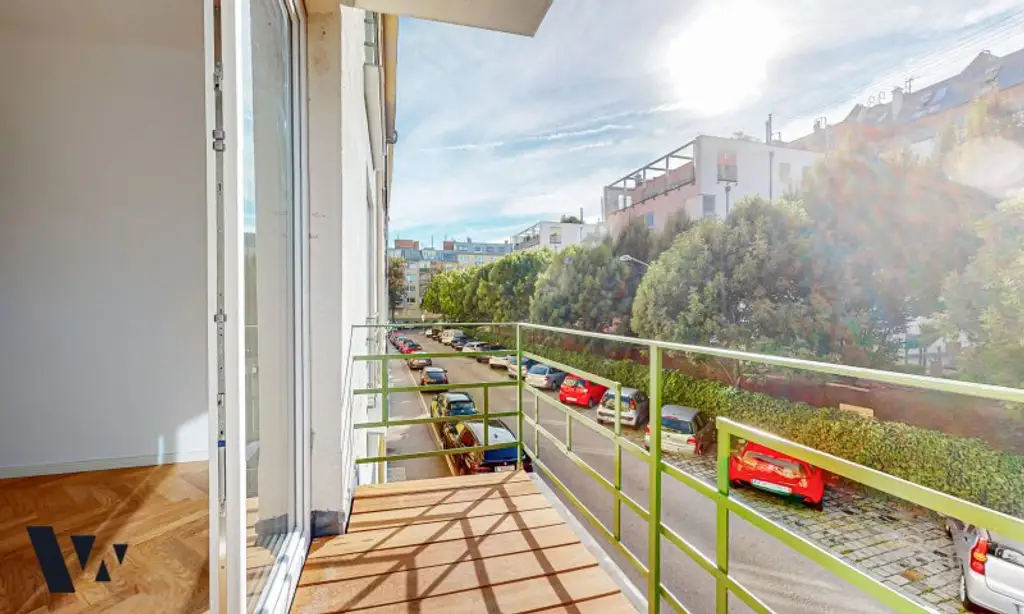 ELEGANTE 2-ZIMMER-DESIGNERWOHNUNG MIT BALKON | HOHE WARTE | PROVISIONSFREI