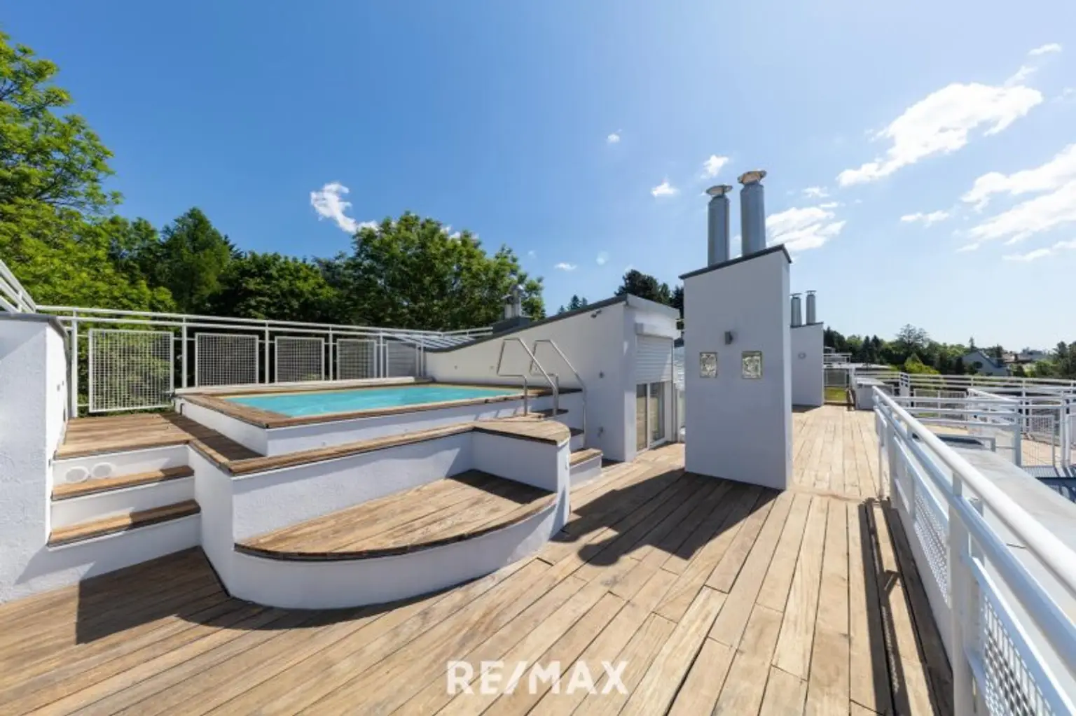 SCHAFBERG | PENTHOUSE | TERRASSEN UND DACHGARTEN | POOL | FERNBLICK