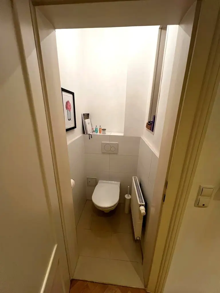 Gepflegte und ruhige Hochparterre Wohnung Nähe Alois Drasche Park