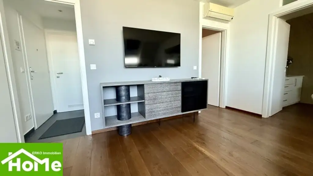 Moderne Dachwohnung auf 2 Etagen und 26m2 Terrasse