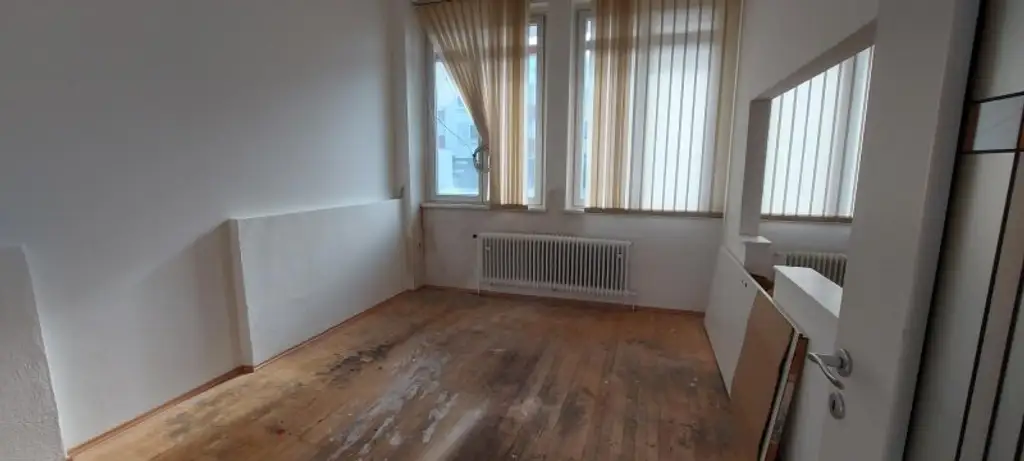 Vielseitiges Lagerobjekt mit über 173 m² Nutzfläche – Raum für Ihre Ideen!