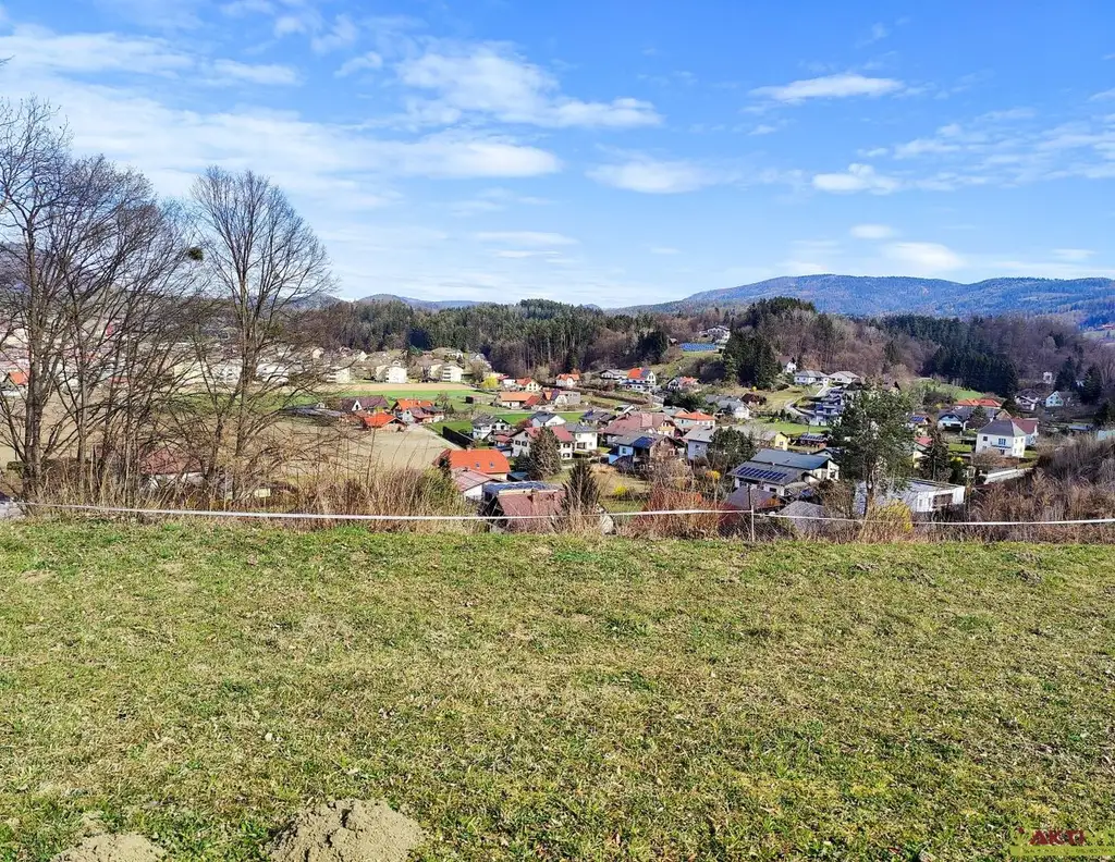 5 Min. vor Graz. - Erhöhte Lage mit Fernblick. - Wohn-Baugrund mit perfekter Autobahn-Anbindung!