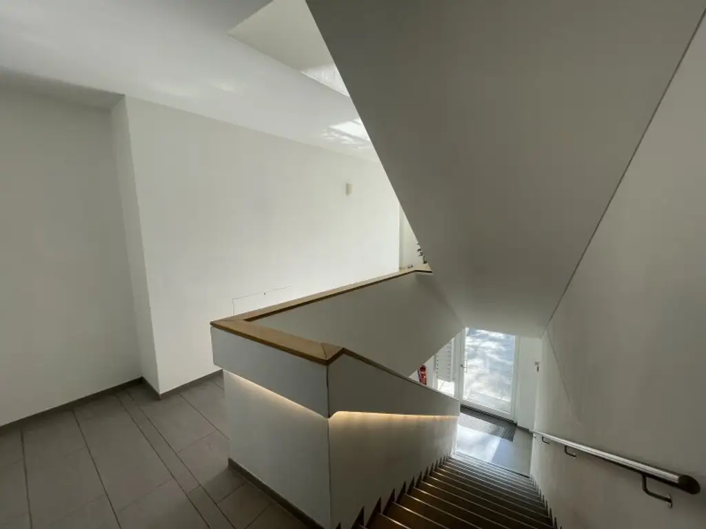 TOP 2-ZIMMMER-WOHNUNG ++ TERRASSE MIT FERNBLICK/GARAGE ++ NÄHE SCHWECHAT!