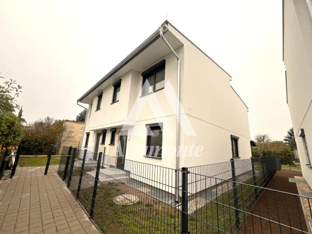 Erstklassiges Wohnen im Erstbezug – Stilvolles Einfamilienhaus in Essling