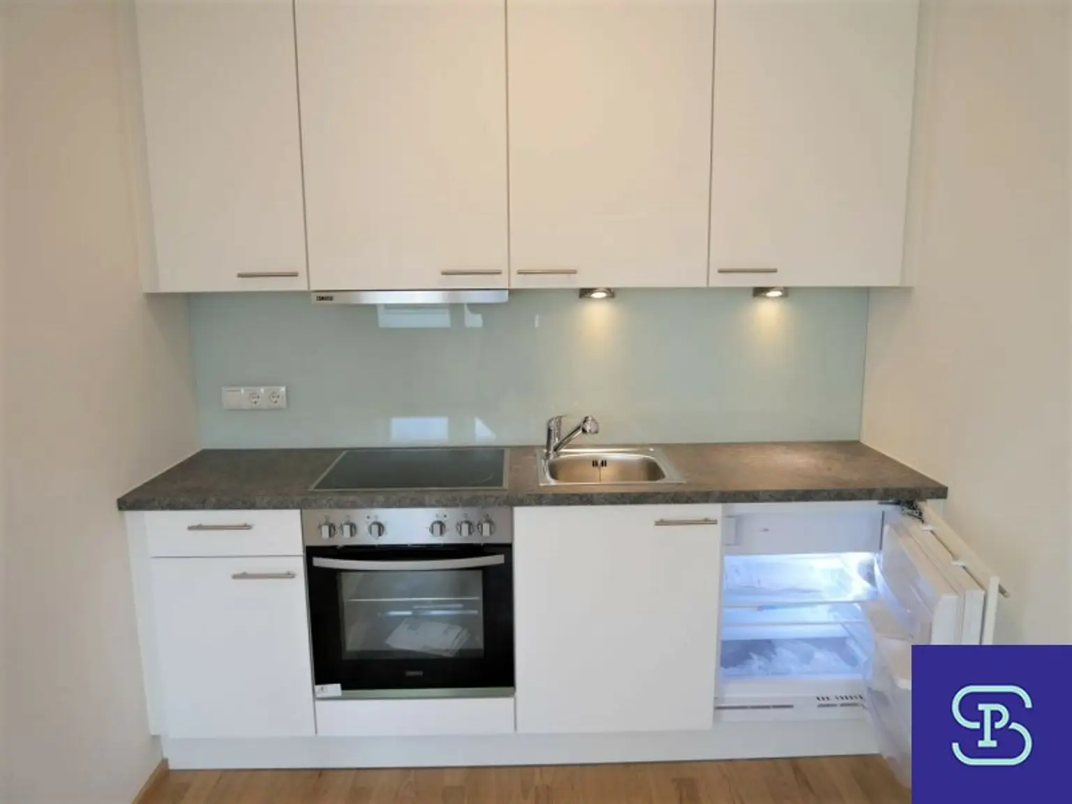 Provisionsfrei: Klimatisierte 35m² DG-Wohnung + 9m² Terrasse mit Einbauküche - 1100 Wien
