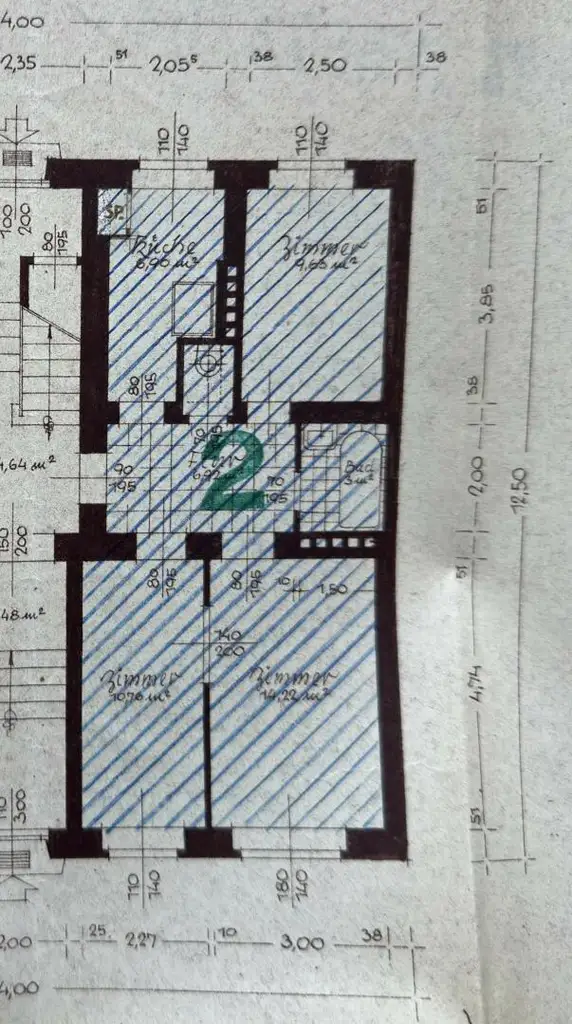 Sanierungsbedürftige 4 Zimmer Wohnung mit Potential