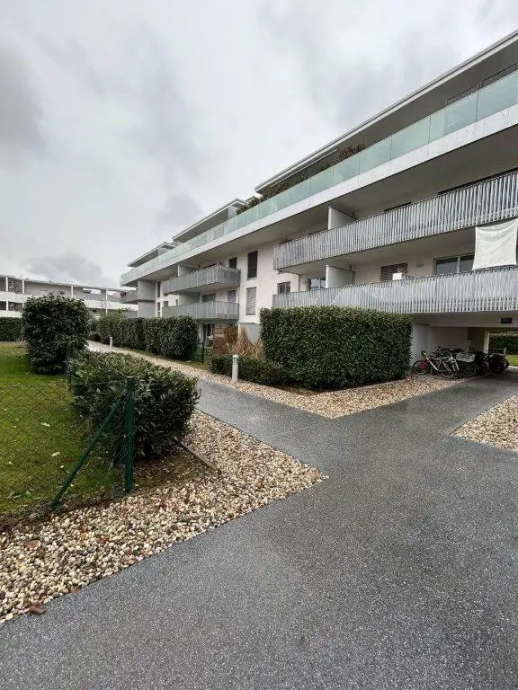 Moderne Neubauwohnung mit großem Balkon und Tiefgarage in ruhiger Lage bei ORF-Park zu verkaufen!